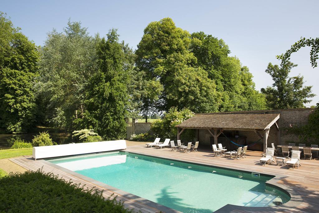 Chateau De Beneauville Bed and Breakfast Petiville  Exterior foto